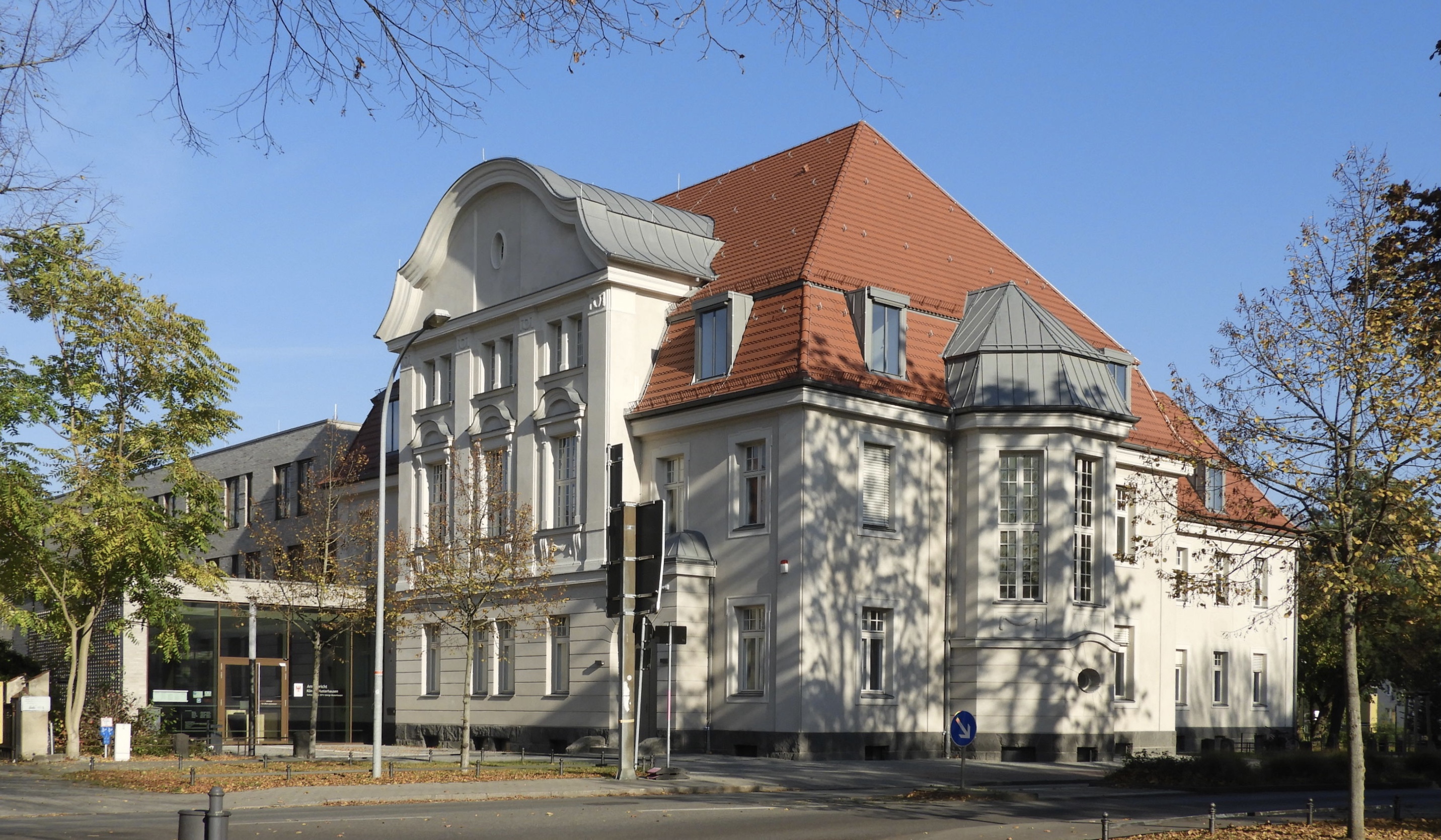 Das Gebäude des Amtsgerichts Königs Wusterhausen nach der Sanierung 2021